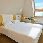 Revotel Centre Gare Et Congres Hotel