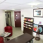 Revotel Centre Gare Et Congres 2*