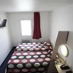 Revotel Centre Gare Et Congres Hotel