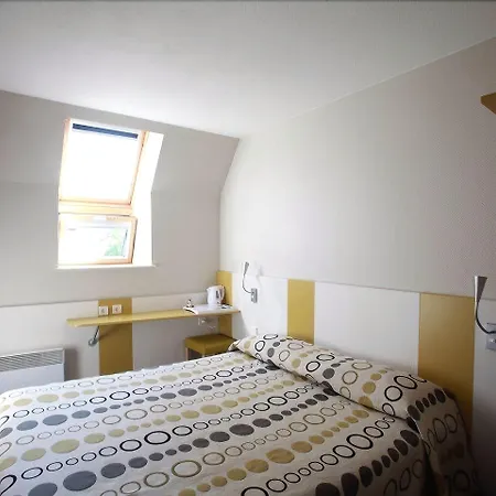 Revotel Centre Gare Et Congres Hotell