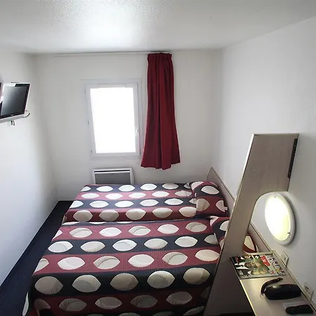 Revotel Centre Gare Et Congres Hotell