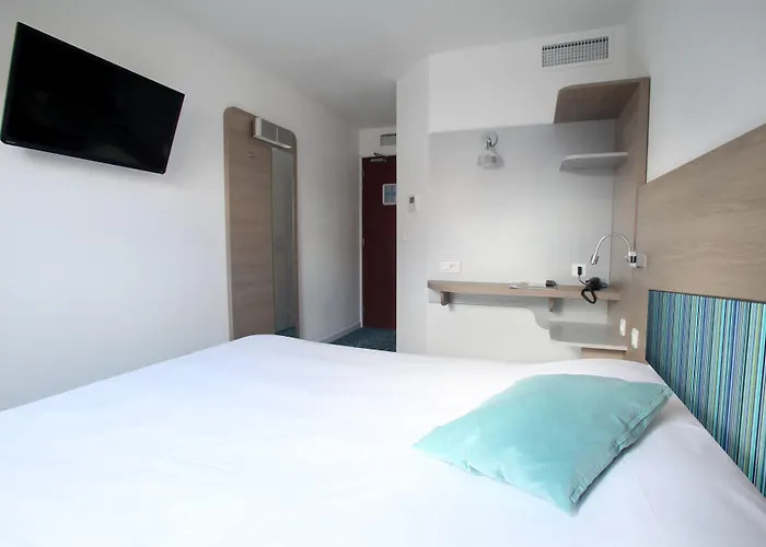 Revotel Centre Gare Et Congres