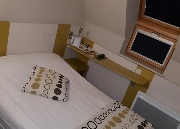 Revotel Centre Gare Et Congres Νανσύ