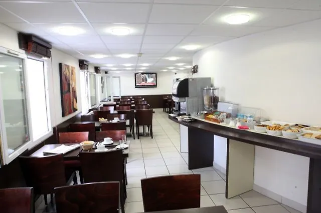 Revotel Centre Gare Et Congres 2* Νανσύ