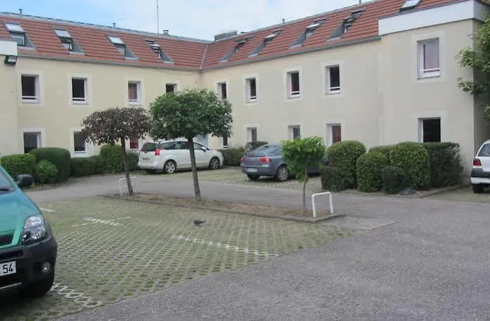 Revotel Centre Gare Et Congres Ξενοδοχείο